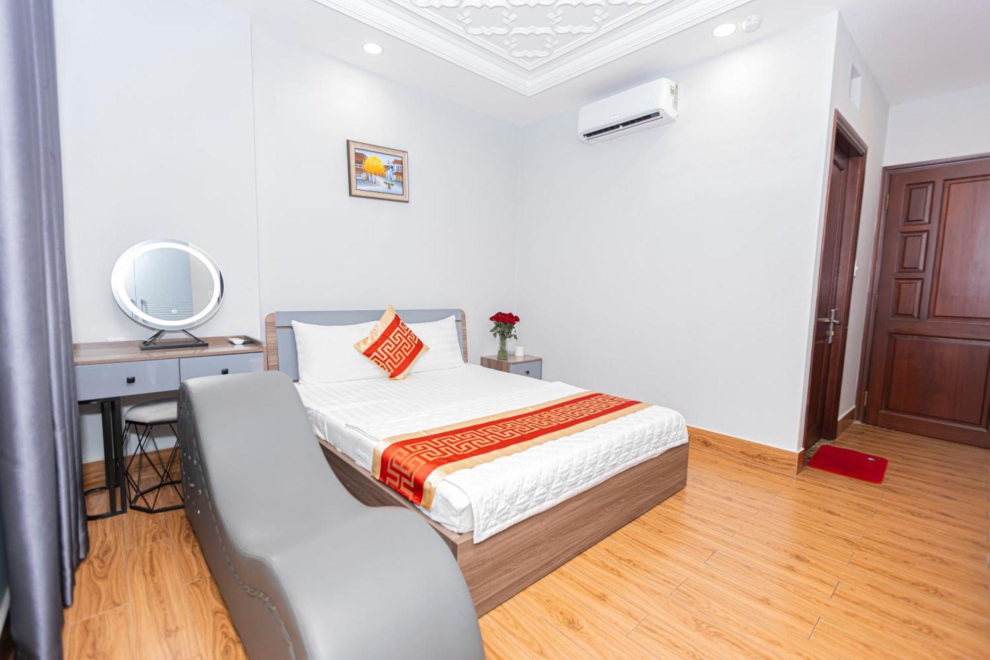 Phu Gia Hotel Ho Chi Minh City Exterior photo